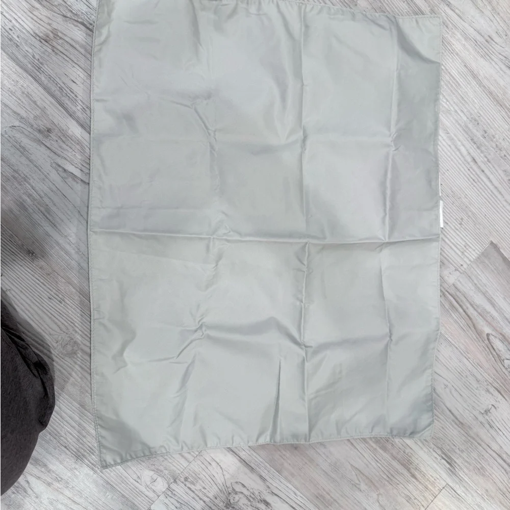 Fawn Design Light Gray Baby Bag